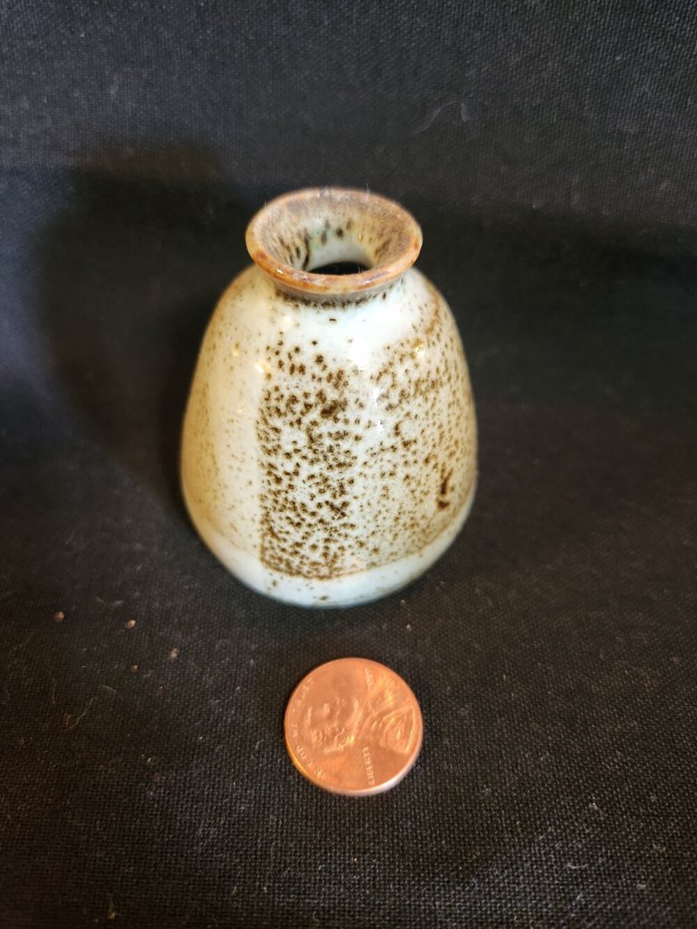 Vintage Studio Pottery Bud Vase Speckled Brown Cream Ceramic Vase - Picture 4 of 5